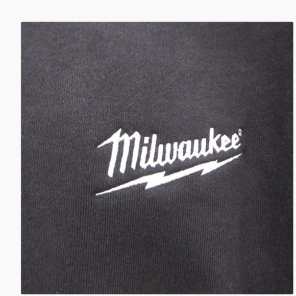 Milwaukee Crewneck Sweatshirt – Made in Canada 🇨🇦 (Lot of 2) – Size M - Picture 4 of 6